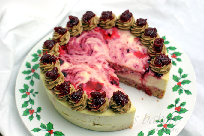 Vegan Cranberry Cheesecake