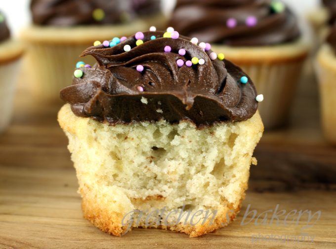 Vegan Fudge Cupcakes