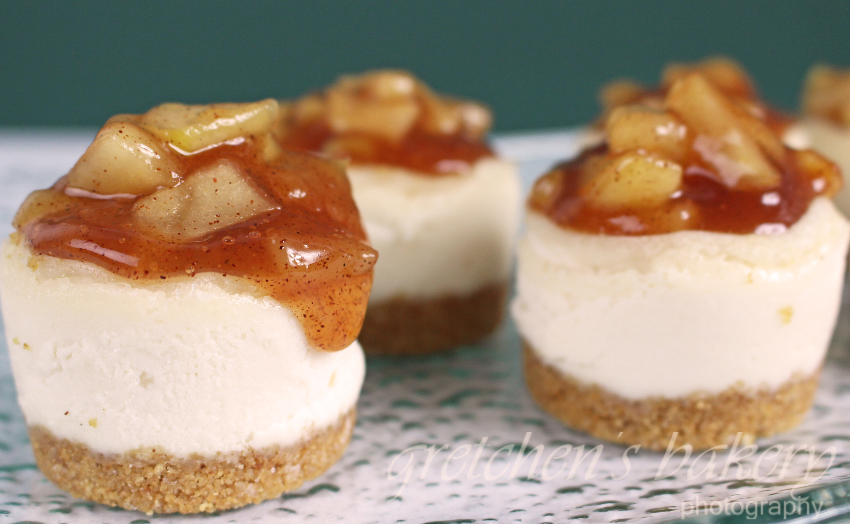 Vegan Apple Cinnamon Cake Vegan Apple Cinnamon Cake