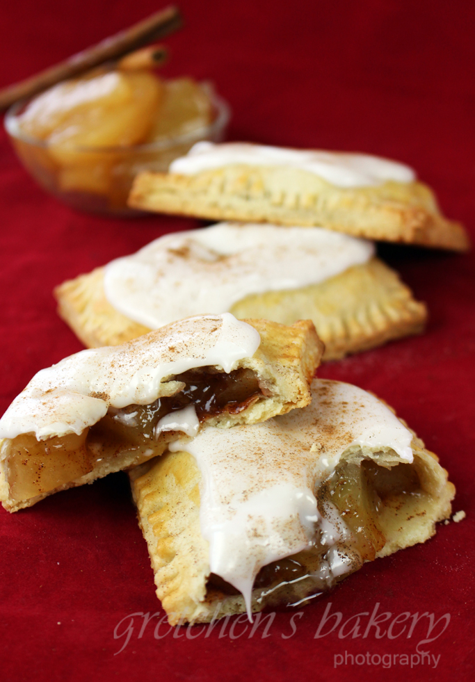 Vegan Cinnamon Apple Pop Tarts