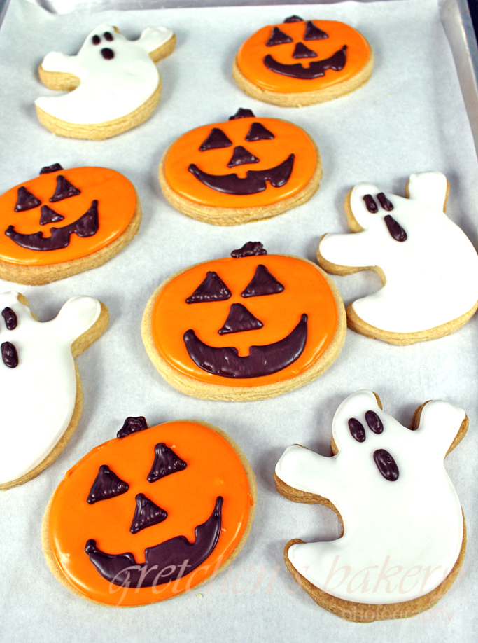 Vegan Halloween Sugar Cookies - Gretchen's Vegan Bakery