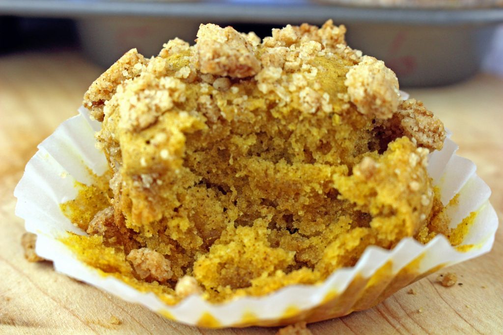 Pumpkin Streusel Muffins