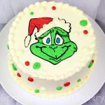 Easy Grinch Cake~ 2 recipes no special tools!