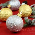 Christmas Ornament Cakes
