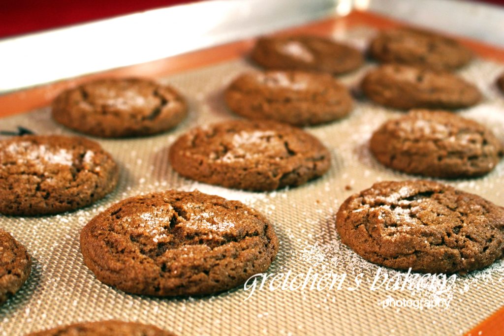 Vegan Gingersnap Cookies