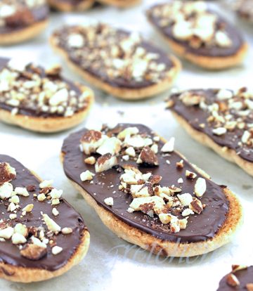 Almond Crisp Cookies