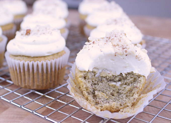 Banana Cupcakes with Cream Cheese Frosting
