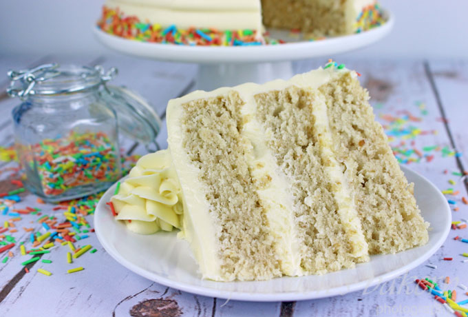The Best Vegan Vanilla Cake Recipe
