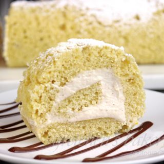 Vegan Cannoli Roll Cake
