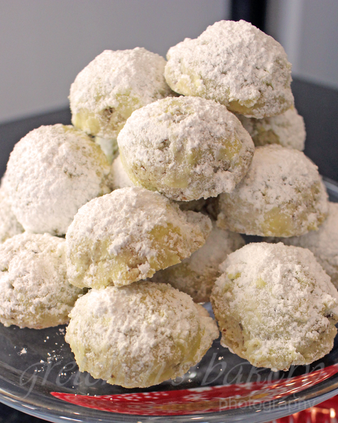 Vegan Snowball Cookies