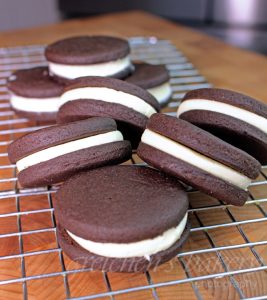 Homemade Vegan Oreo Cookies