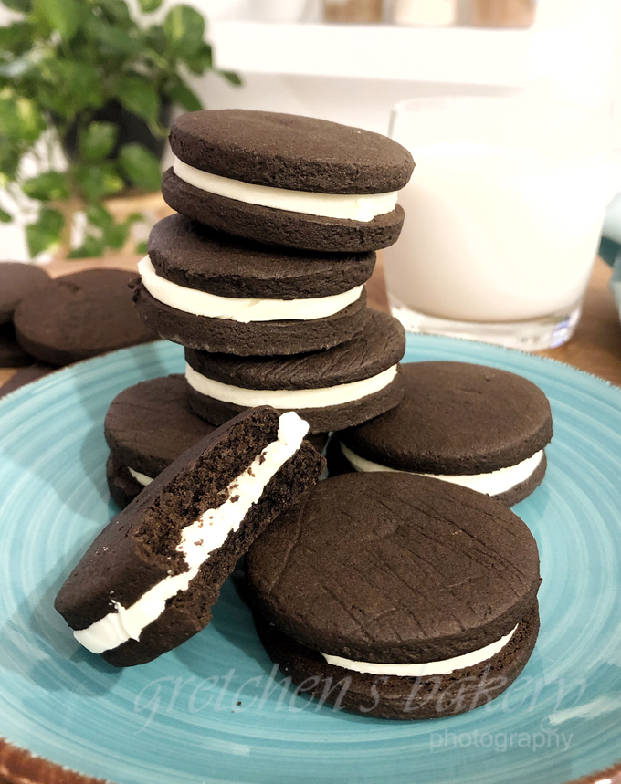 Homemade Vegan Oreo Cookies