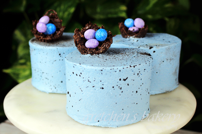 Chocolate Peanut Butter Speckle Cakes for Easter