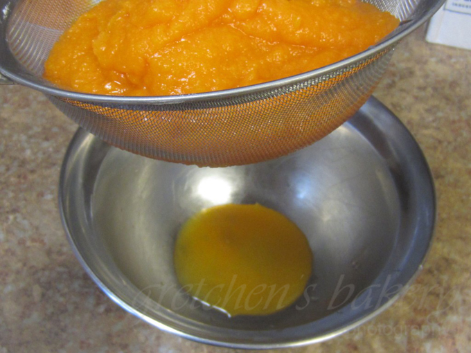 How to Make your Own Pumpkin Puree