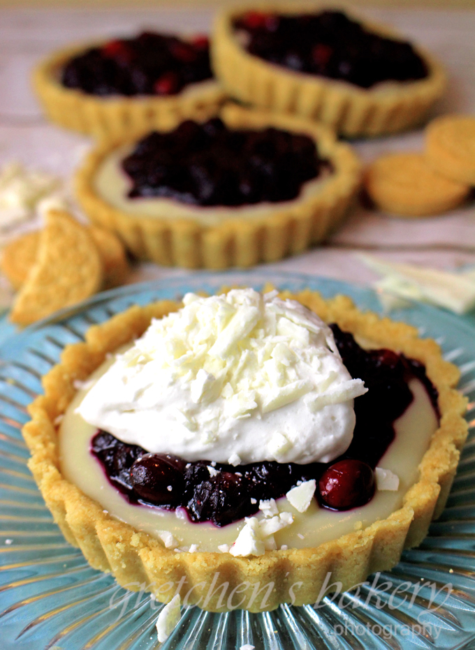 White Chocolate Berry Cream Pie