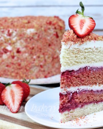 Strawberry Crunch Cake