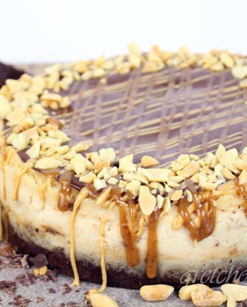 Vegan Snickers Cheesecake