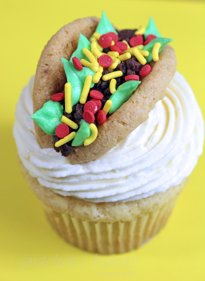 Taco Tuesday~ Dulce de Leche Stuffed Cupcakes