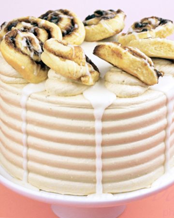 Cinnamon Bun Cake