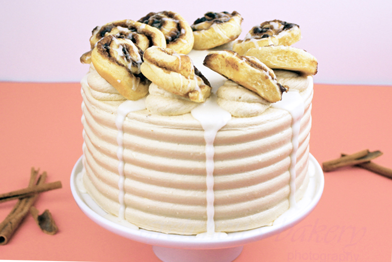 Cinnamon Bun Cake