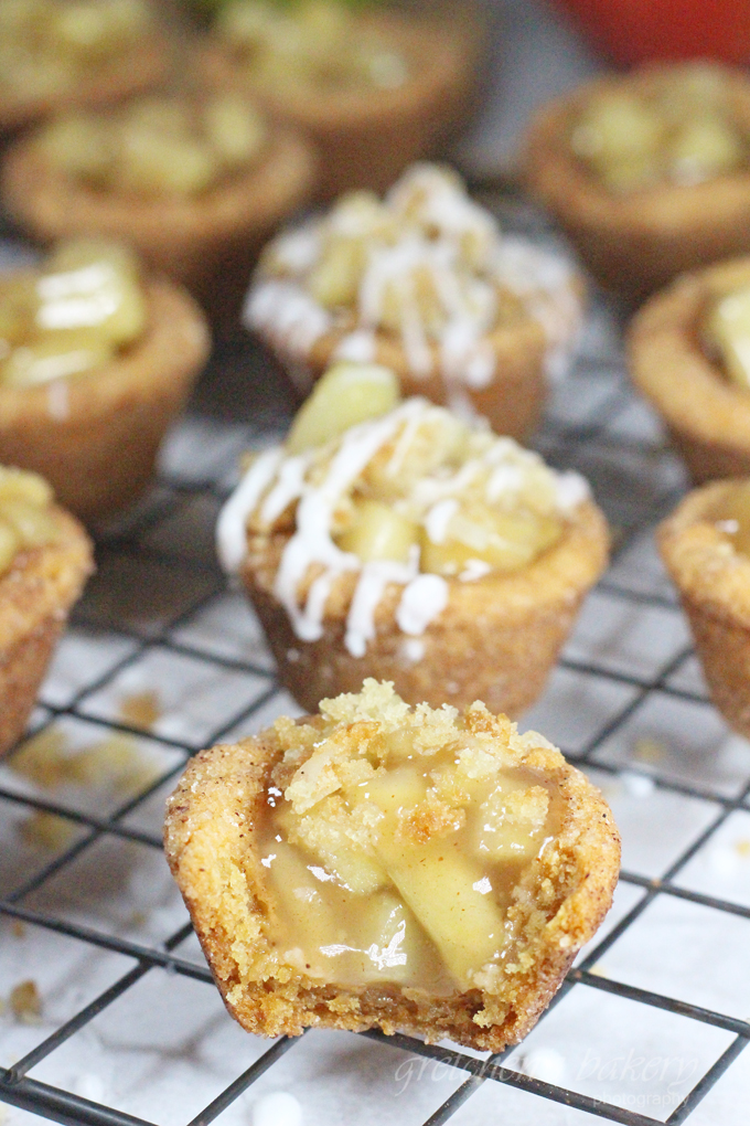 Snickerdoodle Apple Pie Bites