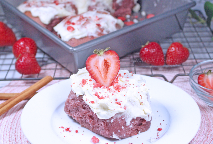 Strawberry Cheesecake Cinnamon Buns