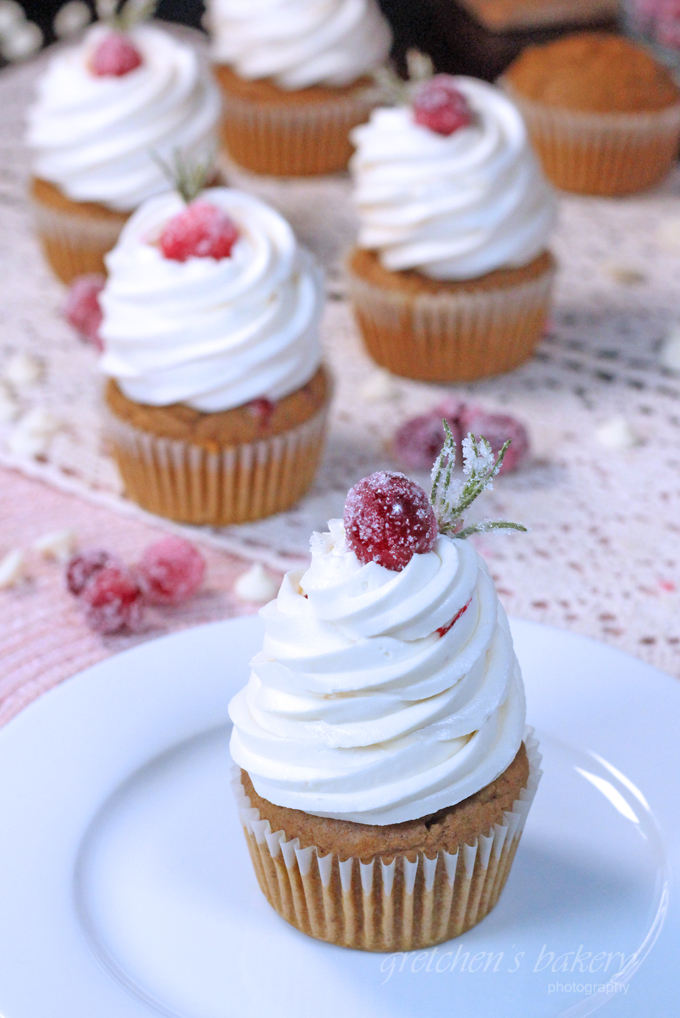 White Chocolate Cranberry Pumpkin Cupcakes