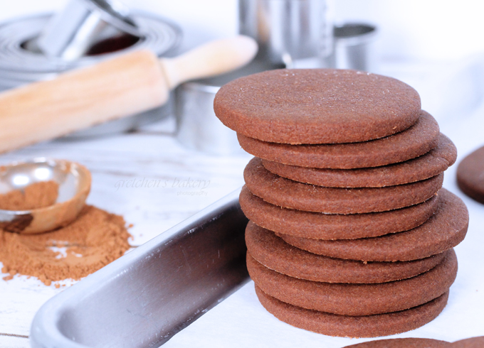 chocolate shortbread cookies