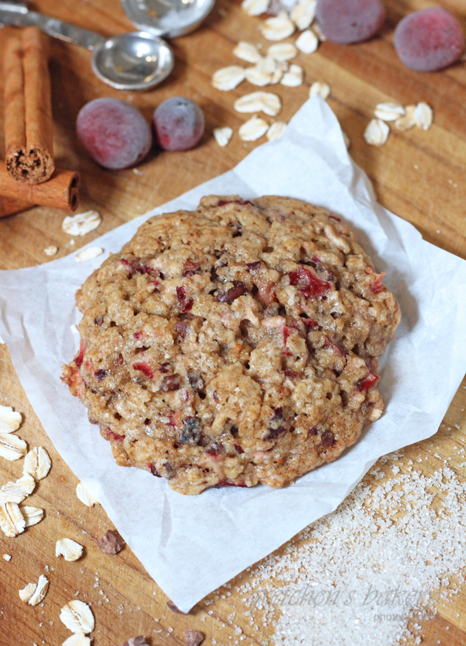 No Ordinary Oatmeal Cookie