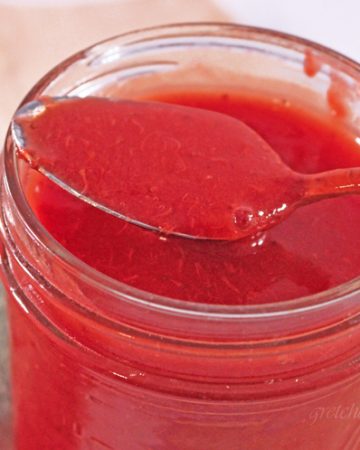 10 Minute Strawberry Sauce