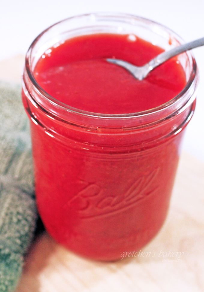 10 Minute Strawberry Sauce