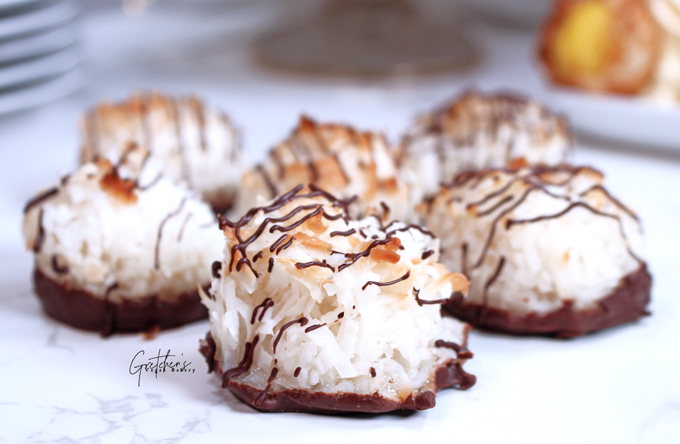 vegan Coconut Macaroons