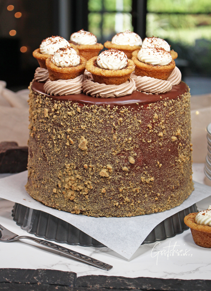 Vegan Chocolate Cream Pie Cake