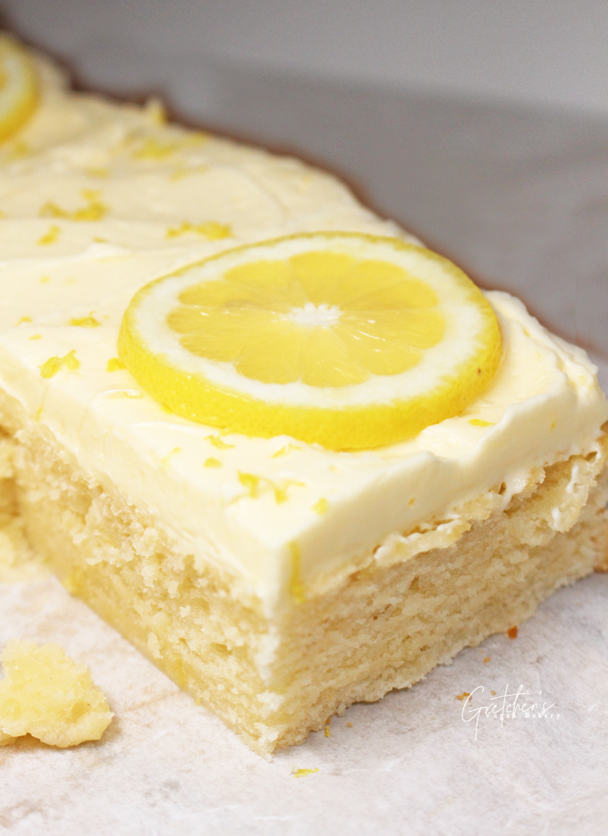 Fluffy Vegan Lemon cake