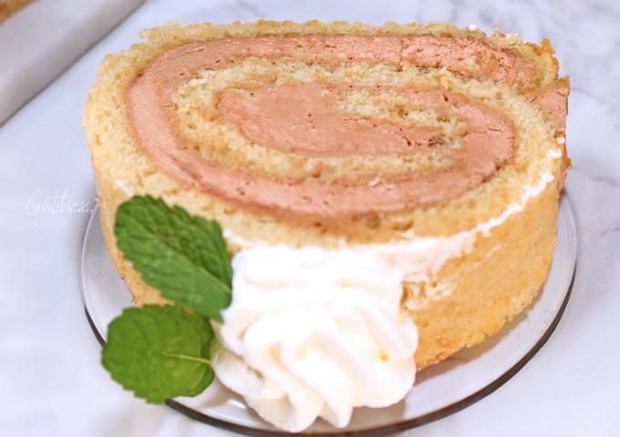 Swiss Vanilla Cloud Roll