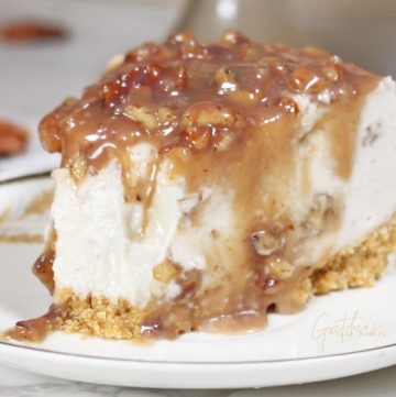 Pralines and Cream Cheesecake