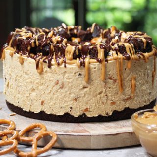 Netflix and Chill Cake