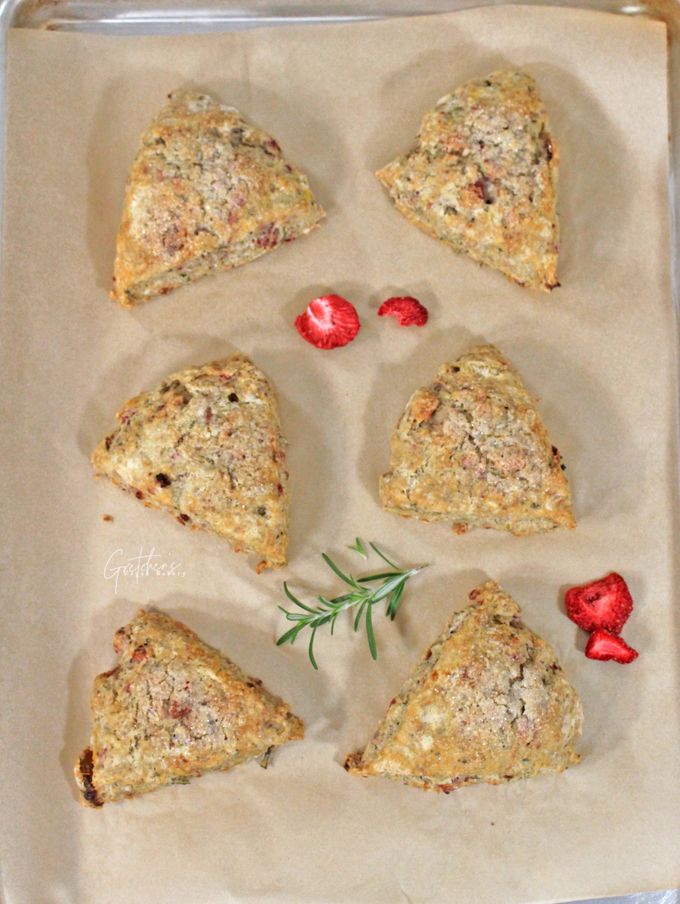 Lemon Rosemary Scones