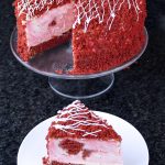 red velvet cheesecake