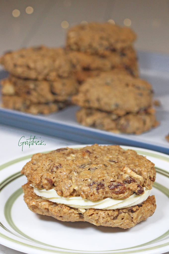 Vegan Oatmeal Cream Pies