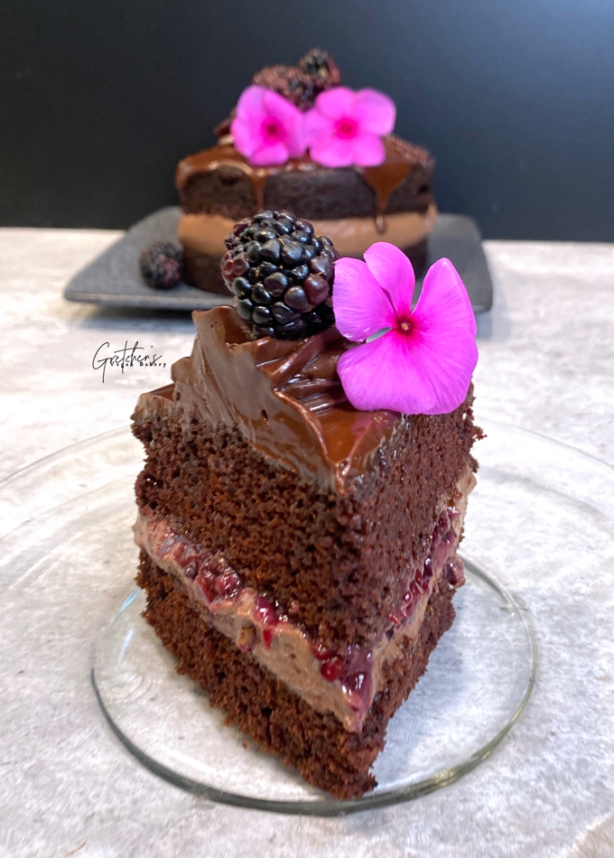 Chocolate Blackberry Cake 