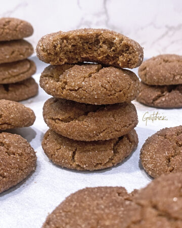 Vegan Gingersnap Cookies