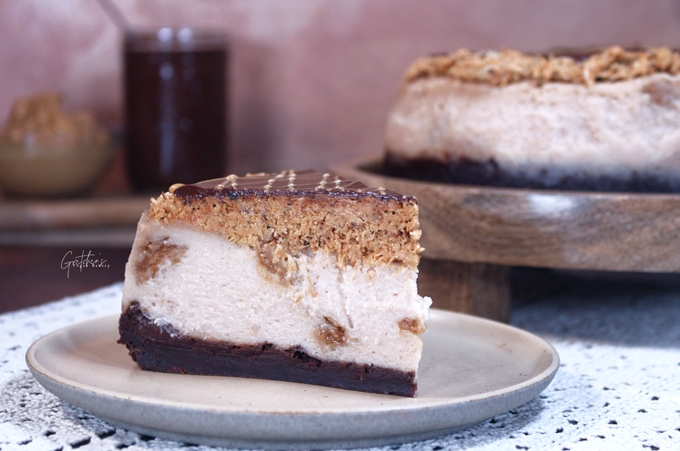 Butterfingers Cheesecake