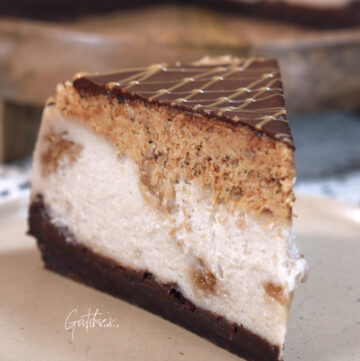 Butterfingers Cheesecake
