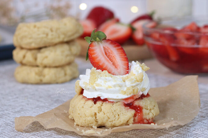 Strawberry Shortcake Cookies
