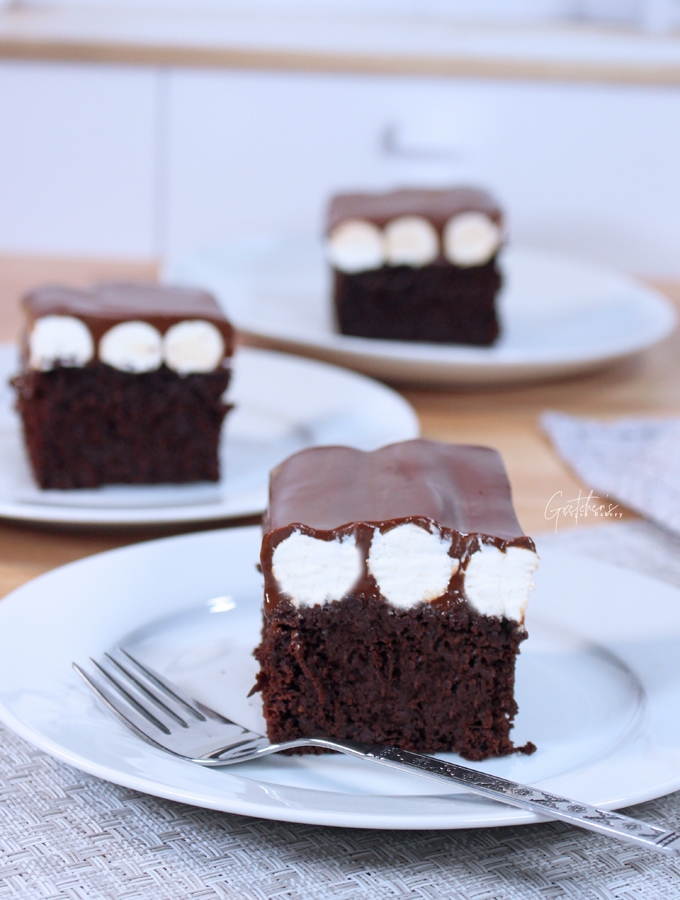 Vegan Bumpy Cake