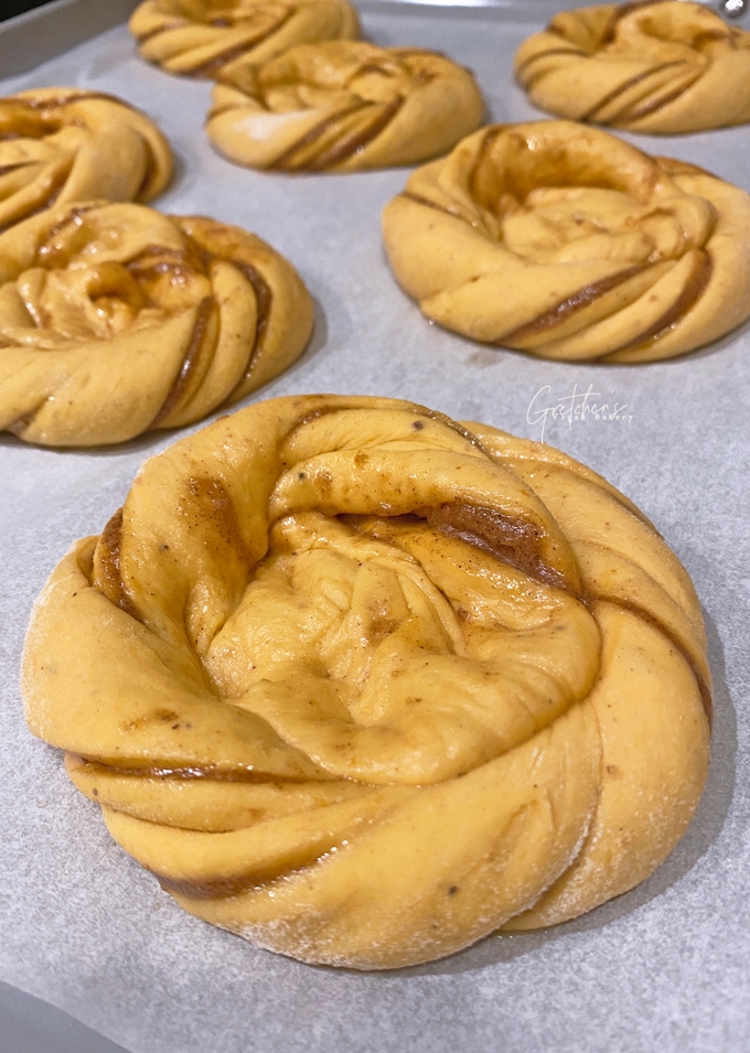 peach cheese danish